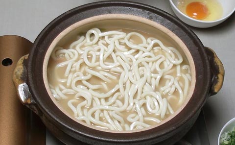 うどんを入れる