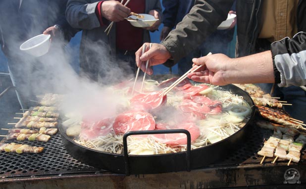 ジンギスカンを食べた後、部屋の匂いが気になる方の対策(食前・食後)