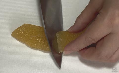 数の子を切る
