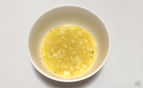玉葱を加える