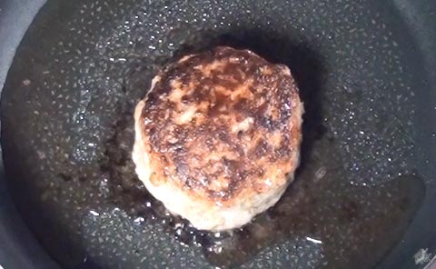 ハンバーグの焼き上がり